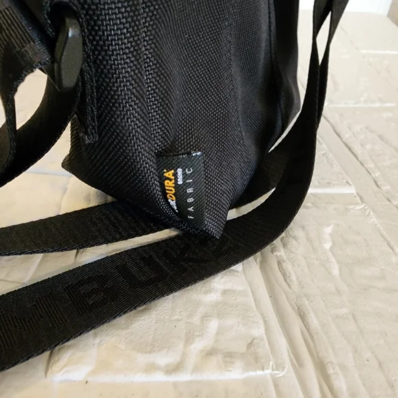 Micro Black Messenger Bag - Picture 4 of 9